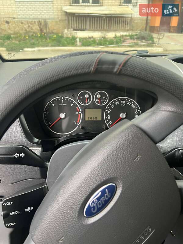 Вантажний фургон Ford Transit Connect 2010 в Чорткові