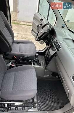 Грузовой фургон Ford Transit Connect 2002 в 