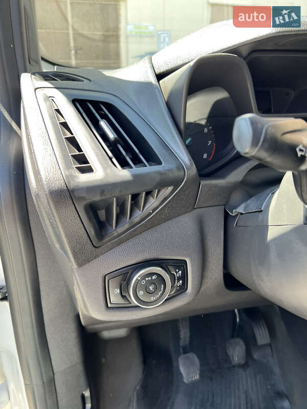 Вантажний фургон Ford Transit Connect 2015 в Одесі