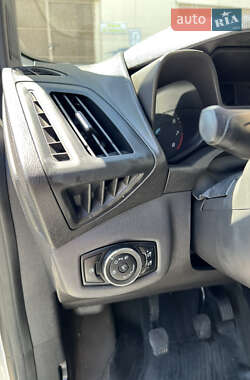 Грузовой фургон Ford Transit Connect 2015 в 