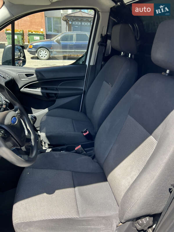 Вантажний фургон Ford Transit Connect 2015 в Одесі