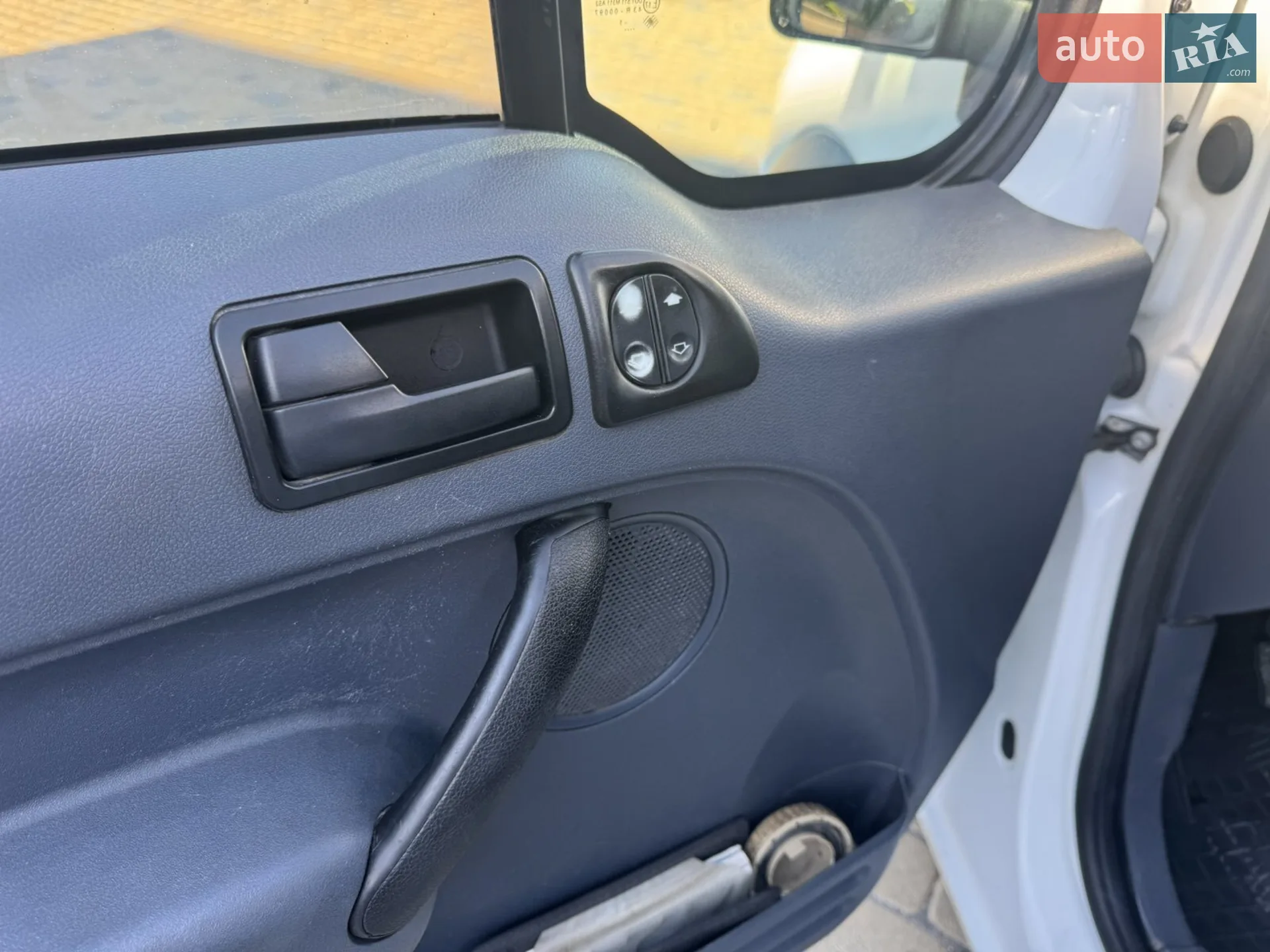 2011 Ford Transit Connect - мініатюра 11