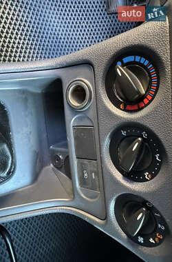 Грузовой фургон Ford Transit Connect 2009 в 