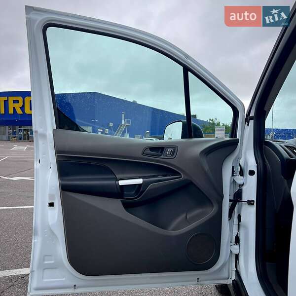 Вантажний фургон Ford Transit Connect 2018 в Києві