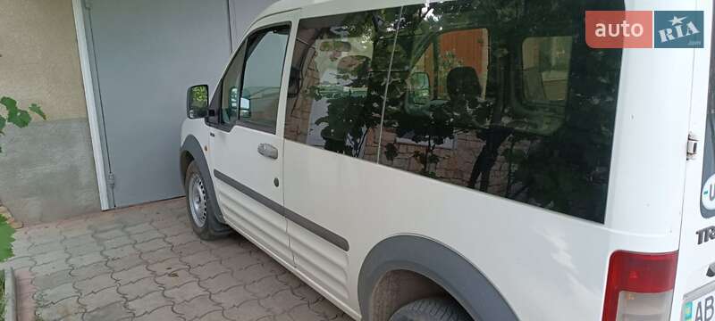 Мінівен Ford Transit Connect 2005 в Ямполі фото 7 Мінівен Ford Transit Connect 2005 в Ямполі
