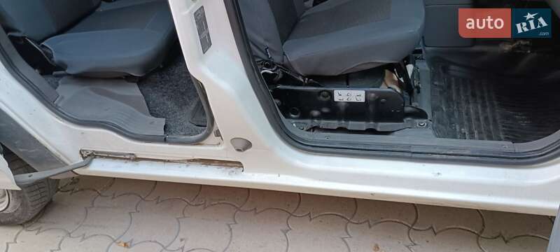 Мінівен Ford Transit Connect 2005 в Ямполі фото 10 Мінівен Ford Transit Connect 2005 в Ямполі