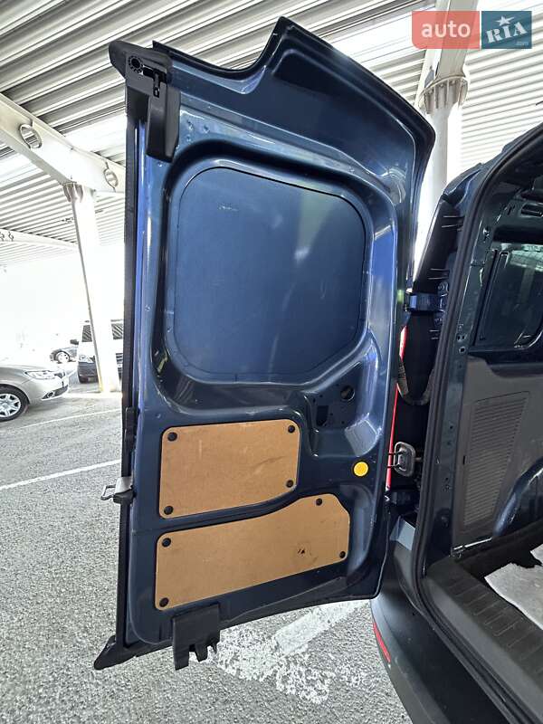 Вантажний фургон Ford Transit Connect 2019 в Івано-Франківську