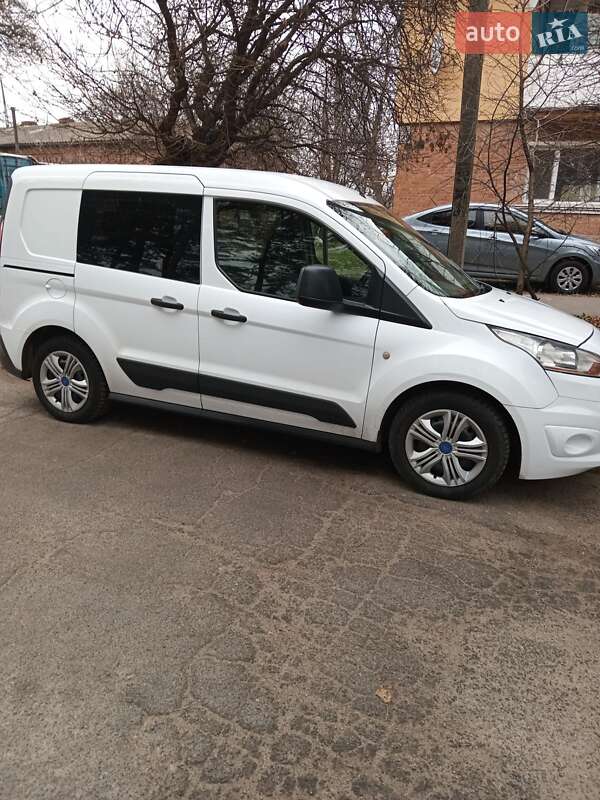 Мінівен Ford Transit Connect 2015 в Онуфріївці