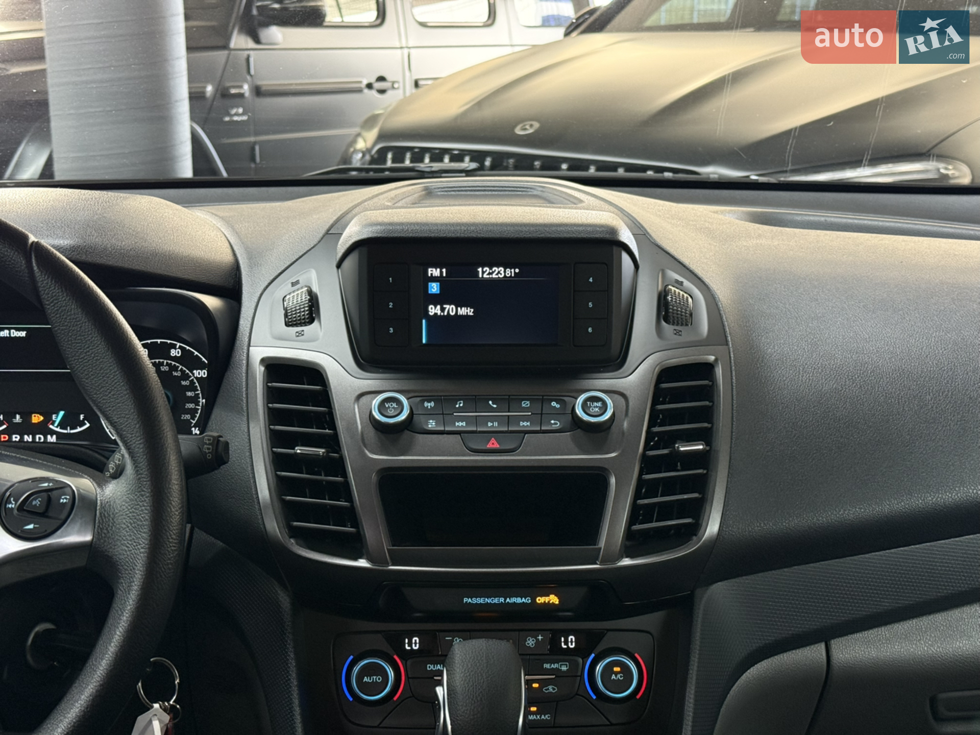 2021 Ford Transit Connect - мініатюра 25
