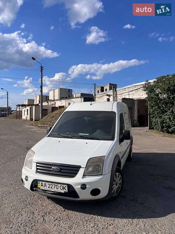 Грузовой фургон Ford Transit Connect 2006 в 