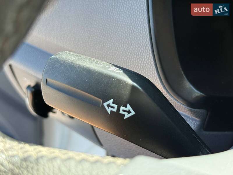 Грузовой фургон Ford Transit Connect 2009 в Ровно