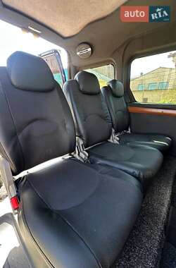 Минивэн Ford Transit Connect 2011 в 