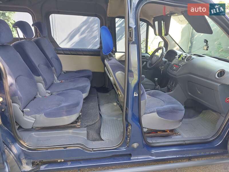 Мінівен Ford Transit Connect 2010 в Очакові