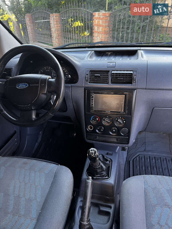 Мінівен Ford Transit Connect 2008 в Снятині