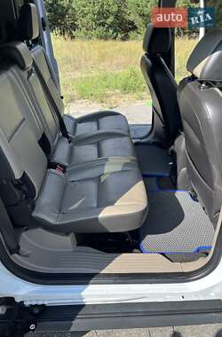 Мінівен Ford Transit Connect 2013 в 