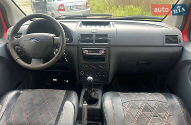 Минивэн Ford Transit Connect 2007 в 