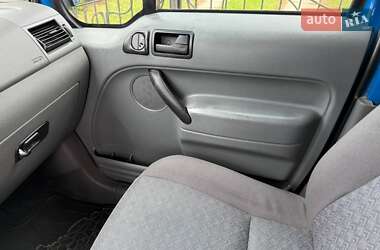 Грузовой фургон Ford Transit Connect 2005 в 