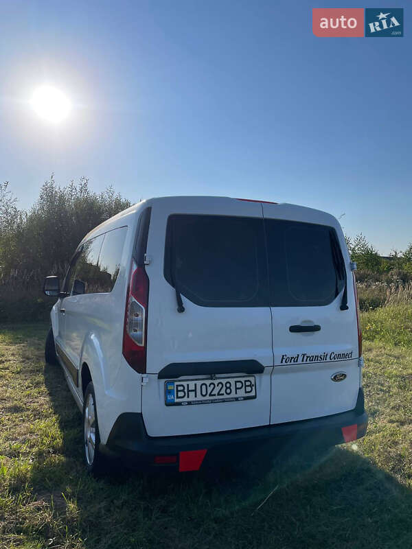 Вантажний фургон Ford Transit Connect 2015 в Костопілі