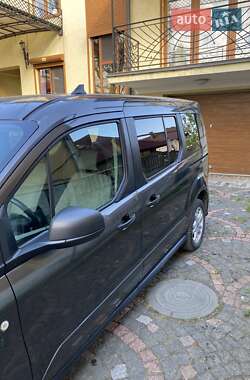 Мінівен Ford Transit Connect 2020 в 