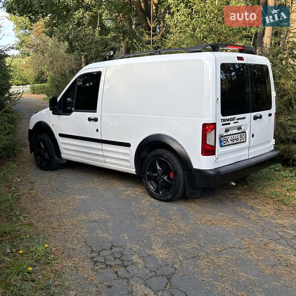 Вантажний фургон Ford Transit Connect 2010 в Сарнах