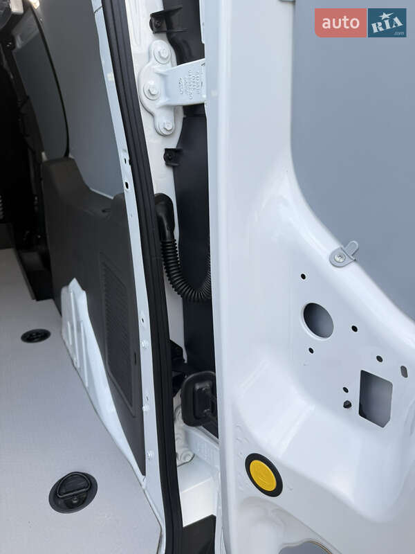 Вантажний фургон Ford Transit Connect 2021 в Луцьку