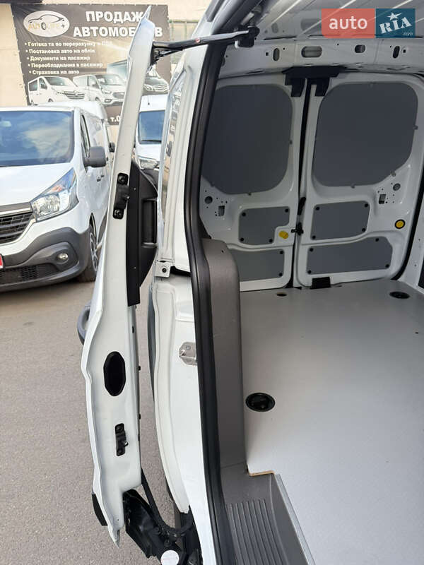 Вантажний фургон Ford Transit Connect 2021 в Луцьку