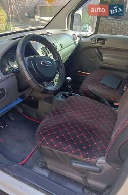 Грузовой фургон Ford Transit Connect 2003 в 