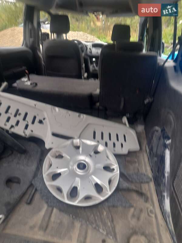 Мінівен Ford Transit Connect 2015 в Стрию