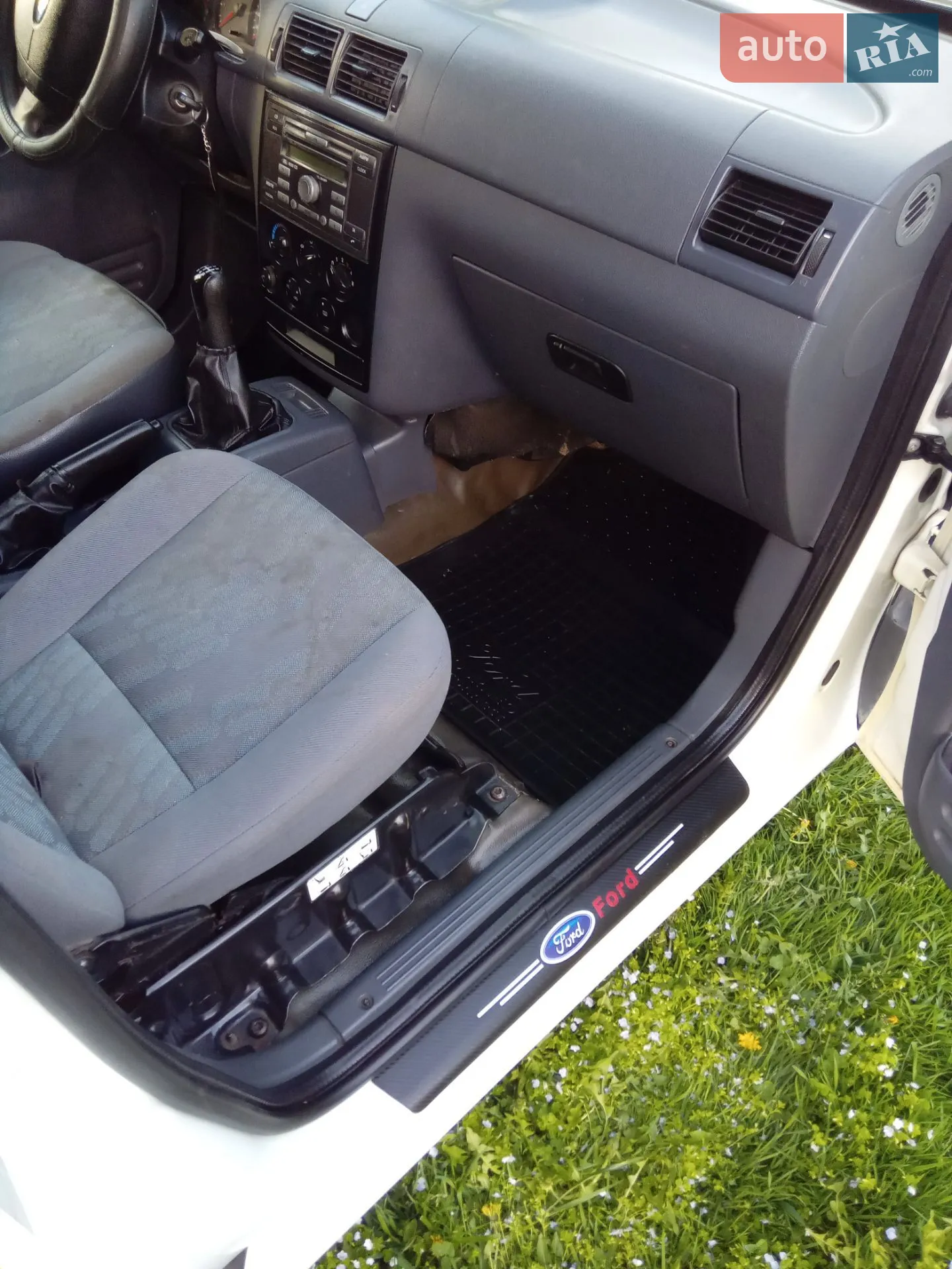 Ford Transit Connect 2007 VIN WF0TXXTTPT7Y81148 фото оголошення 2 з 18