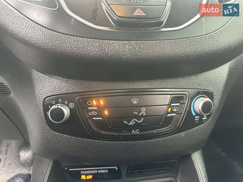 Грузовой фургон Ford Transit Connect 2014 в Киеве