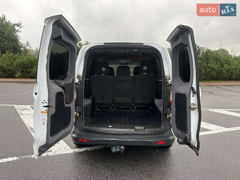 Грузовой фургон Ford Transit Connect 2014 в Киеве