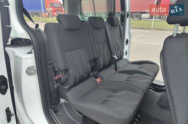 Минивэн Ford Transit Connect 2017 в 