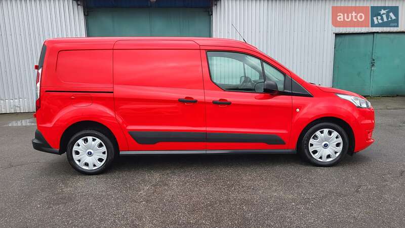 Вантажний фургон Ford Transit Connect 2018 в Києві
