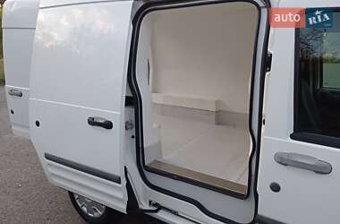 Грузовой фургон Ford Transit Connect 2002 в 