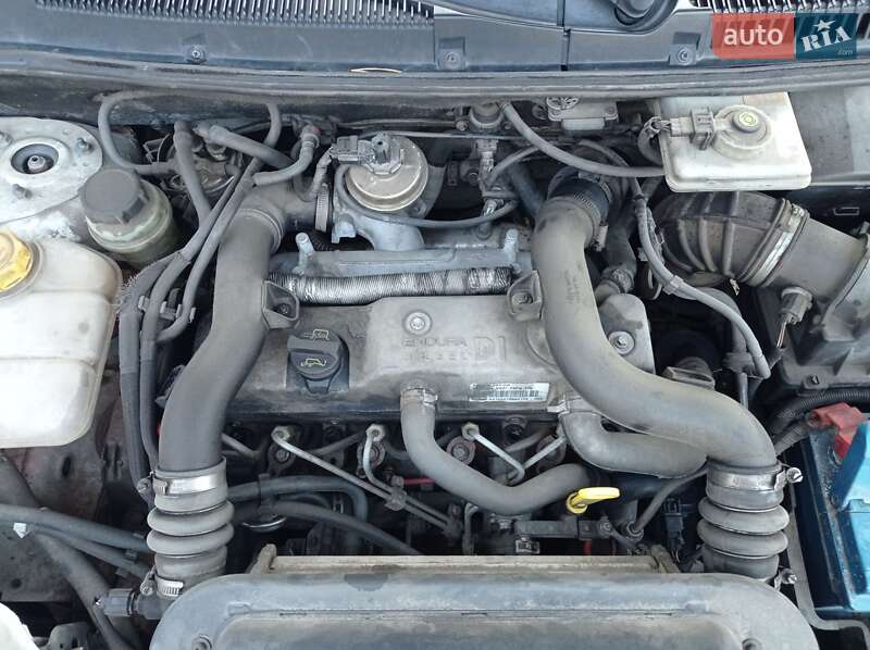 Вантажний фургон Ford Transit Connect 2002 в Ковелі