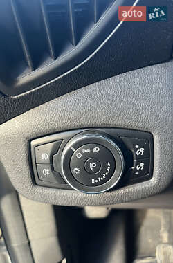 Вантажний фургон Ford Transit Connect 2014 в 