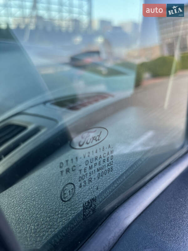 Вантажний фургон Ford Transit Connect 2014 в Львові
