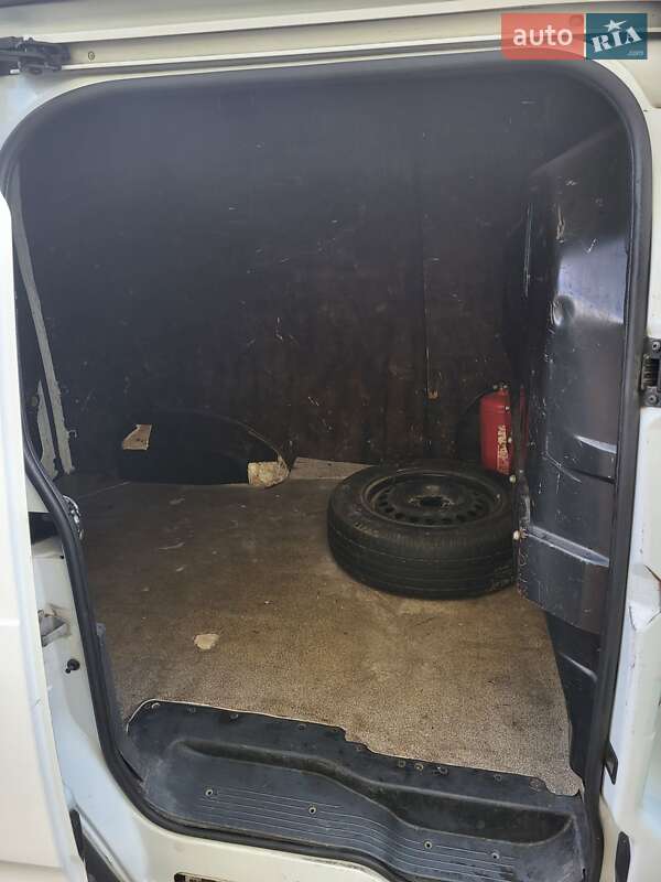 Вантажний фургон Ford Transit Connect 2011 в Софіївській Борщагівці фото 11 Вантажний фургон Ford Transit Connect 2011 в Софіївській Борщагівці