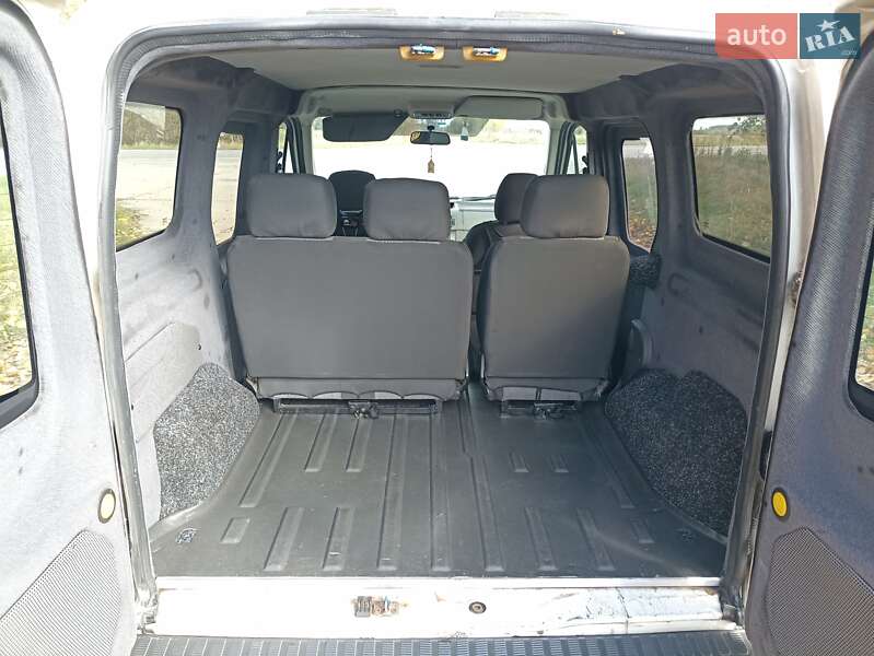 Минивэн Ford Transit Connect 2006 в Коростене