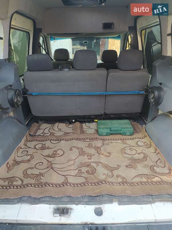 Мінівен Ford Transit Connect 2006 в Рівному