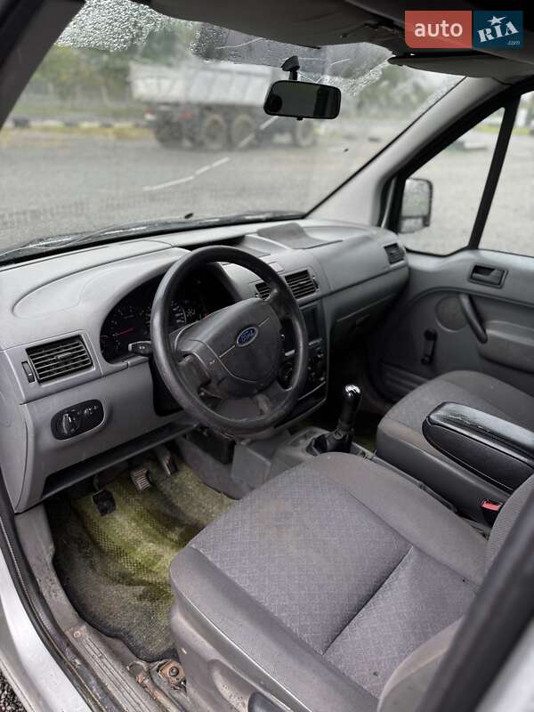 Минивэн Ford Transit Connect 2005 в Ужгороде