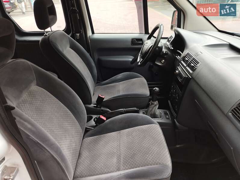 Минивэн Ford Transit Connect 2006 в Остроге фото 20 Минивэн Ford Transit Connect 2006 в Остроге