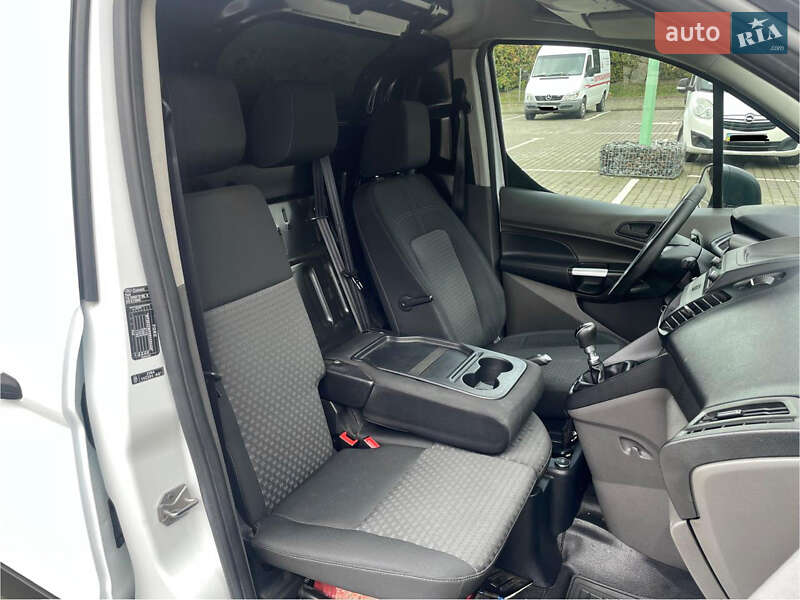 Грузовой фургон Ford Transit Connect 2019 в Львове