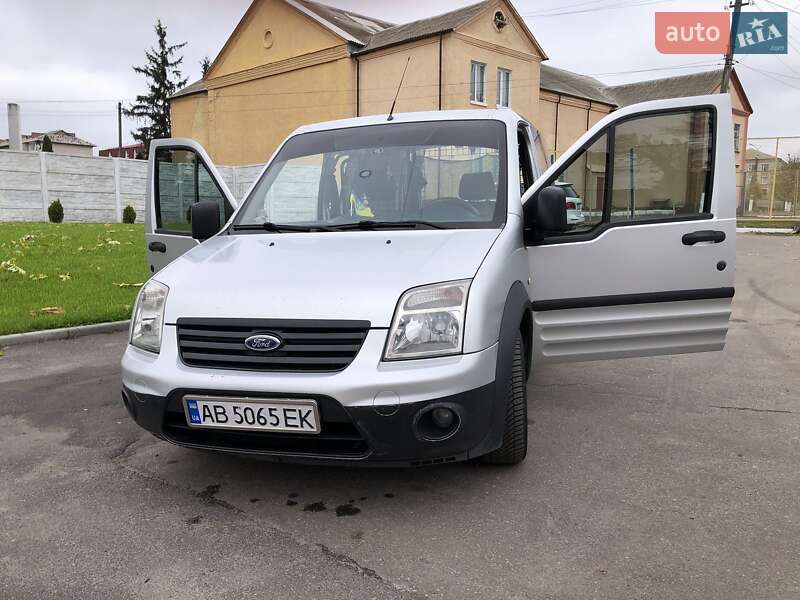 Вантажний фургон Ford Transit Connect 2012 в Липовці