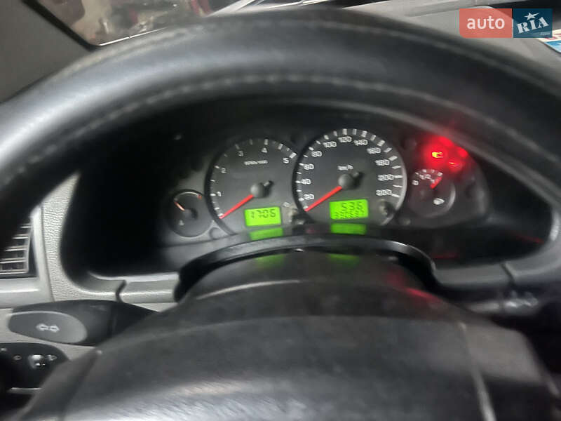 Вантажний фургон Ford Transit Connect 2004 в Києві фото 7 Вантажний фургон Ford Transit Connect 2004 в Києві