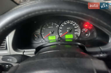 Грузовой фургон Ford Transit Connect 2004 в  фото 7 Грузовой фургон Ford Transit Connect 2004 в