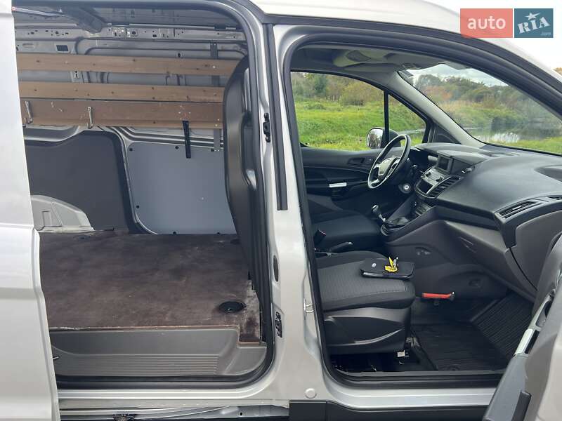 Грузовой фургон Ford Transit Connect 2020 в Львове