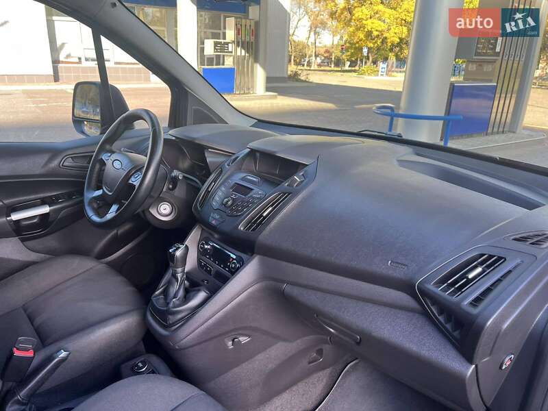 Минивэн Ford Transit Connect 2017 в Николаеве