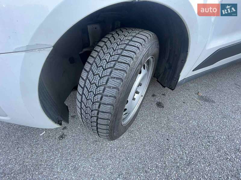 Грузовой фургон Ford Transit Connect 2014 в Киеве