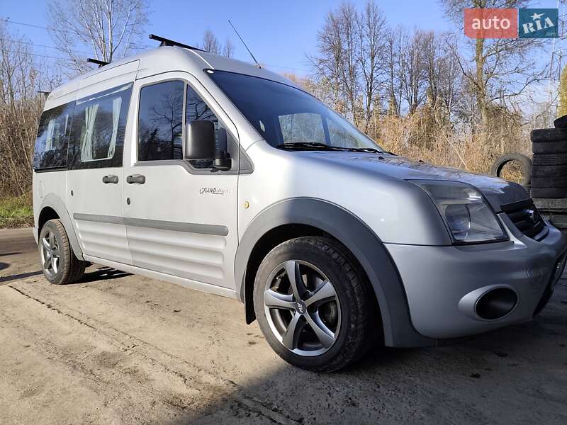 Минивэн Ford Transit Connect 2011 в Кролевце